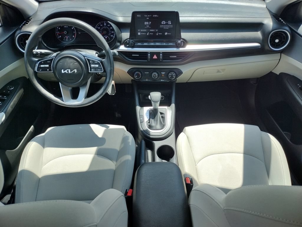 Used 2023 Kia Forte LXS FWD image 5