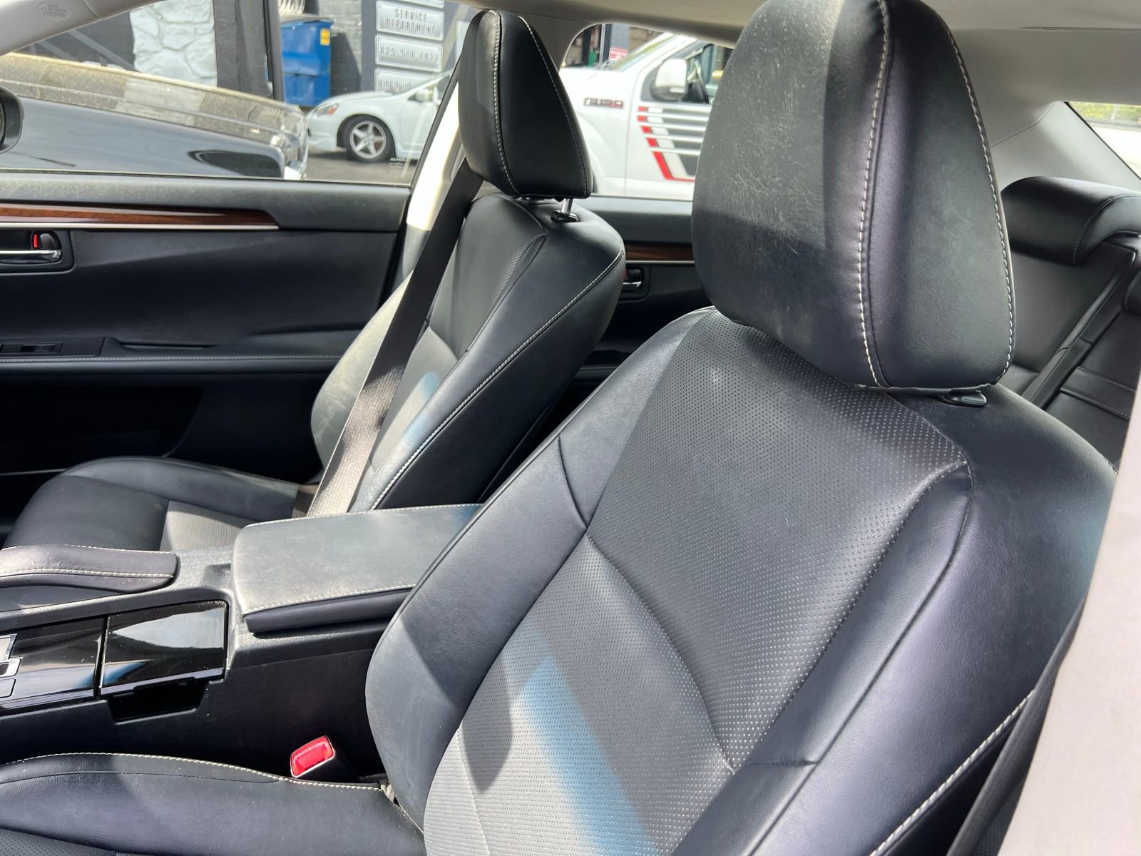 Used 2015 Lexus ES 350 w/ Premium Package FWD image 14