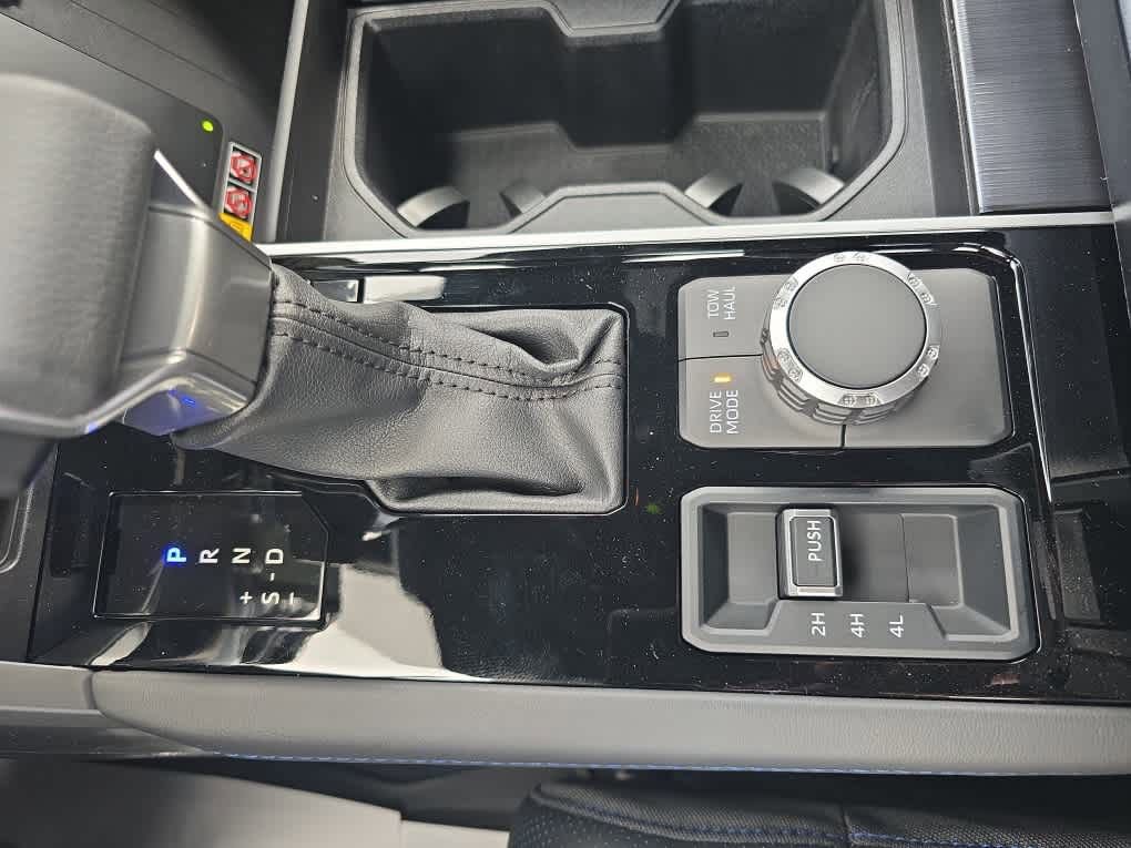 New 2025 Toyota Tundra Platinum image 37