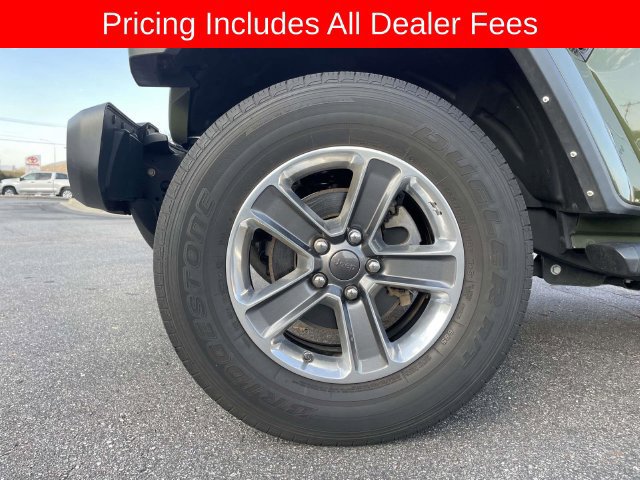 Used 2021 Jeep Wrangler Unlimited Sahara AWD/4WD image 9