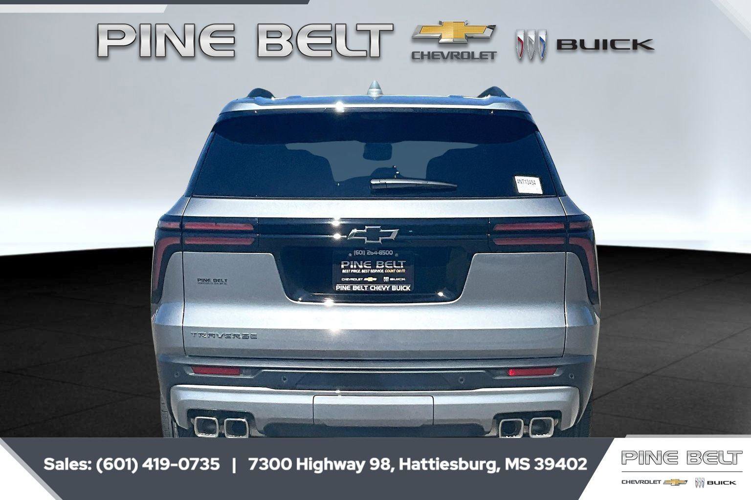 New 2026 Chevrolet Traverse LT w/ Sun and Wheel Package FWD image 4