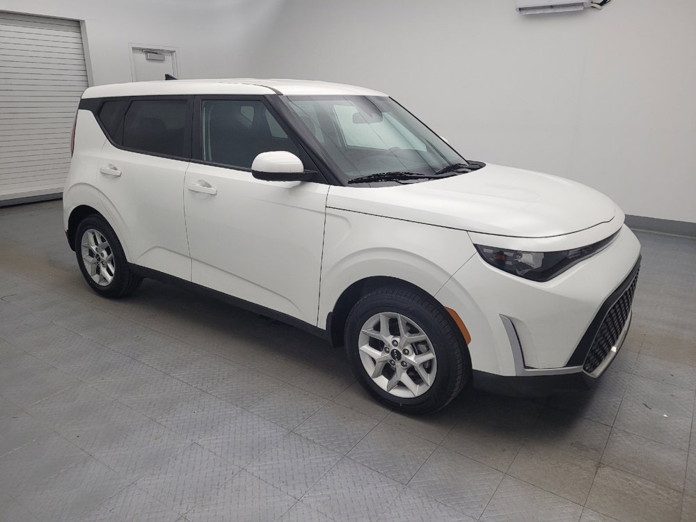 Used 2023 Kia Soul LX w/ LX Technology Package image 11