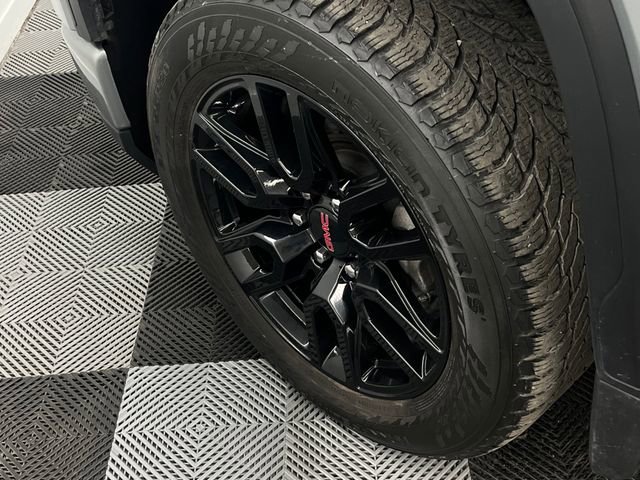 Used 2024 GMC Sierra 1500 Pro w/ Graphite Edition AWD/4WD image 10