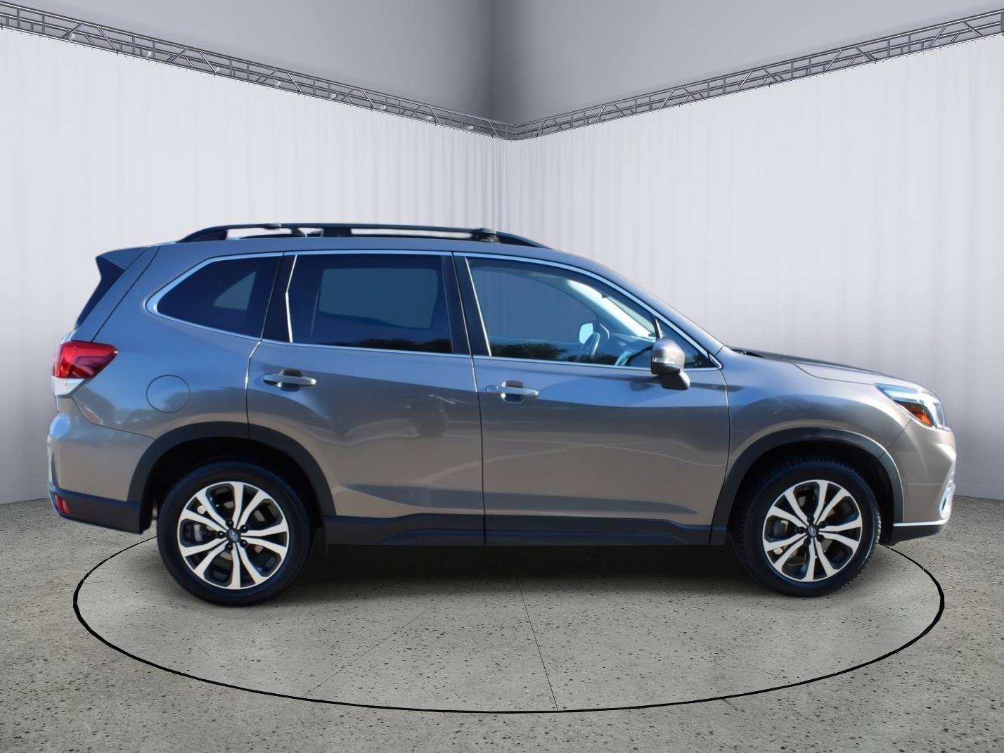 Used 2019 Subaru Forester Limited AWD/4WD image 9