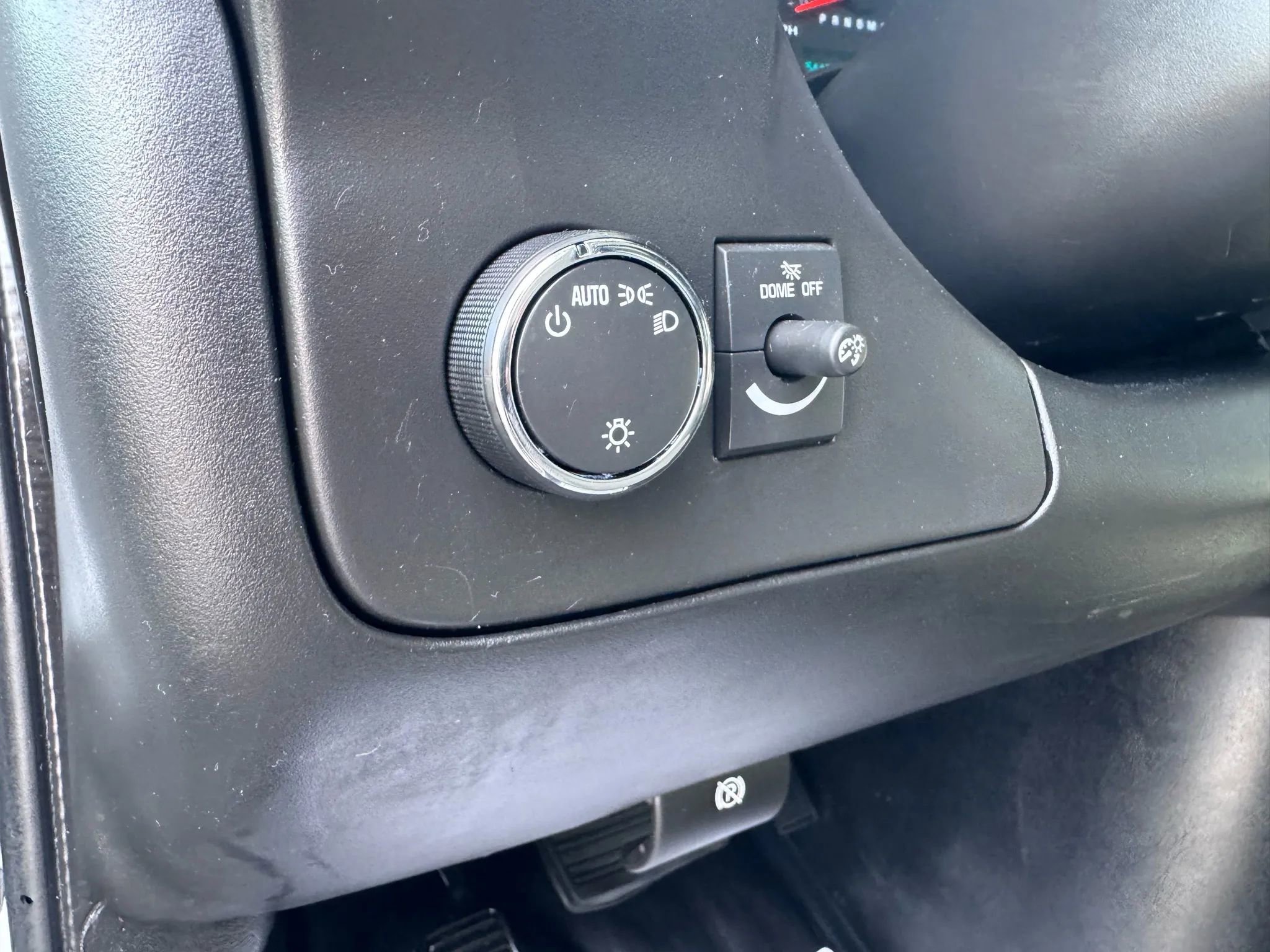 Used 2019 Chevrolet Express 2500 image 15