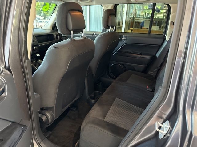 Used 2016 Jeep Patriot Sport w/ Power Value Group FWD image 11