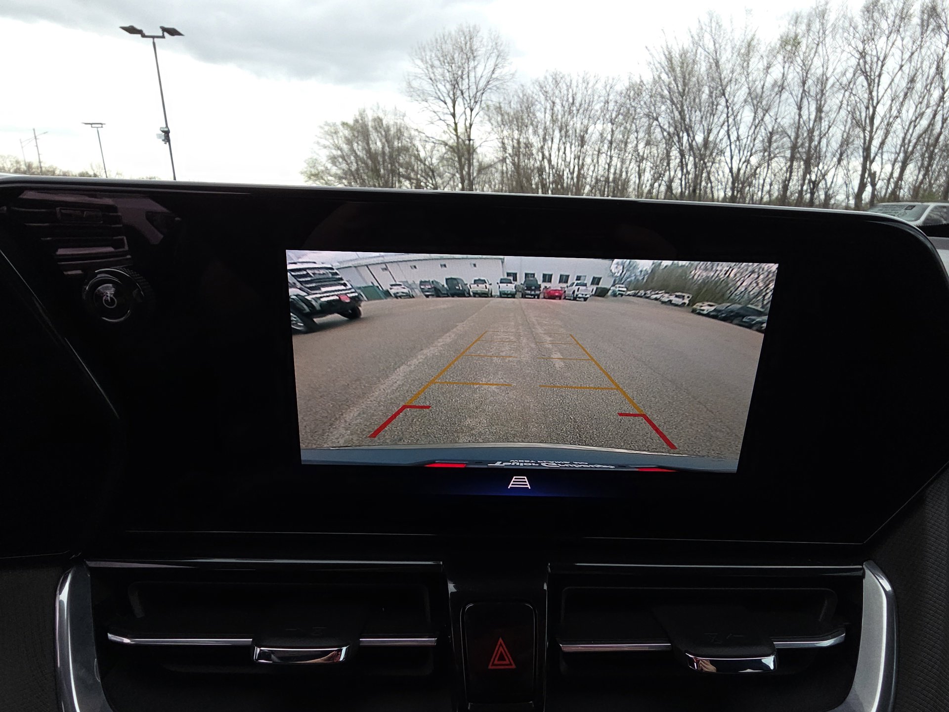 Certified 2025 Chevrolet TrailBlazer ACTIV w/ Convenience Package image 22