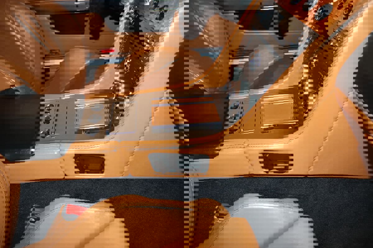 Used 2006 Aston Martin DB9 Coupe RWD image 57