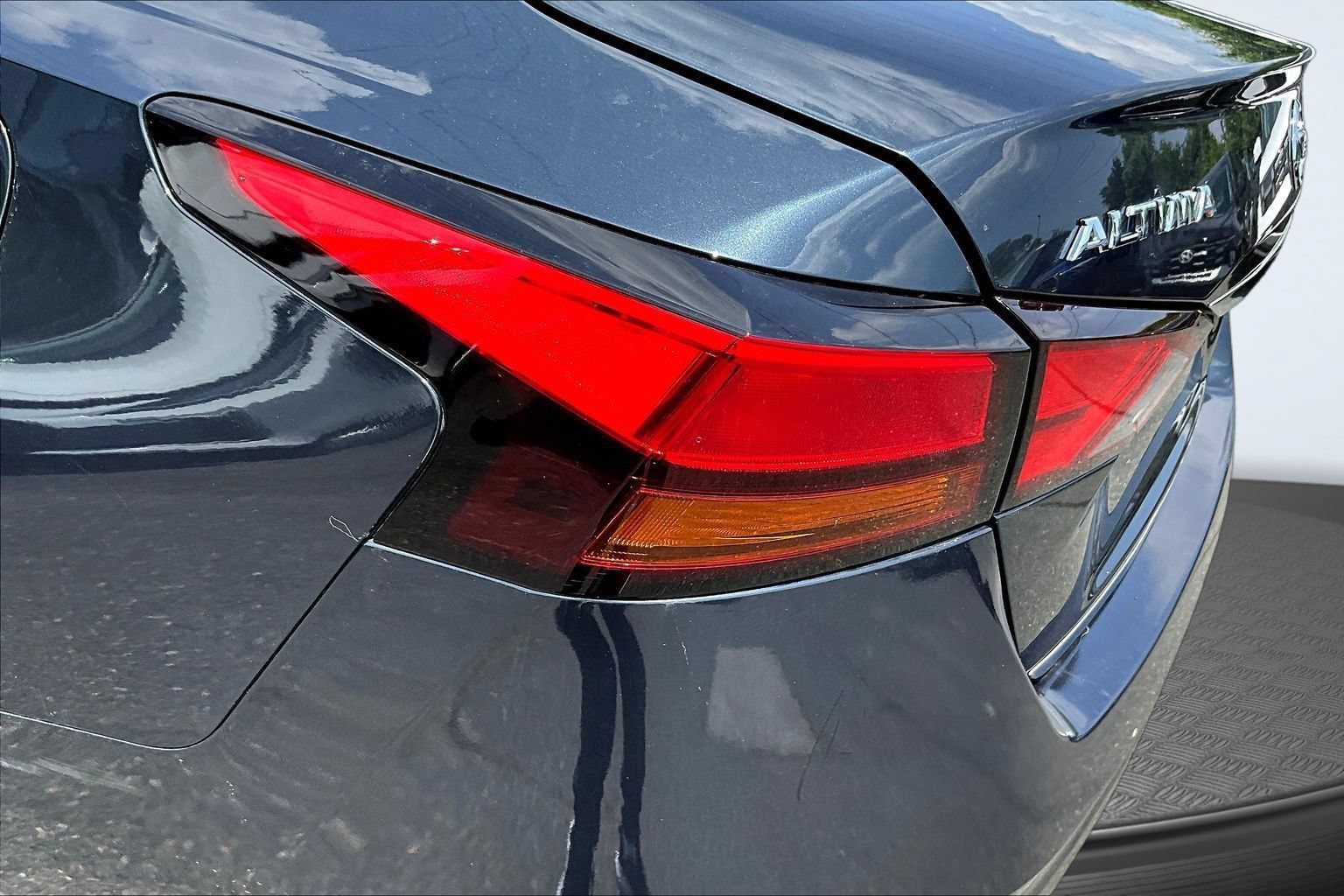 Used 2021 Nissan Altima 2.5 SV FWD image 23