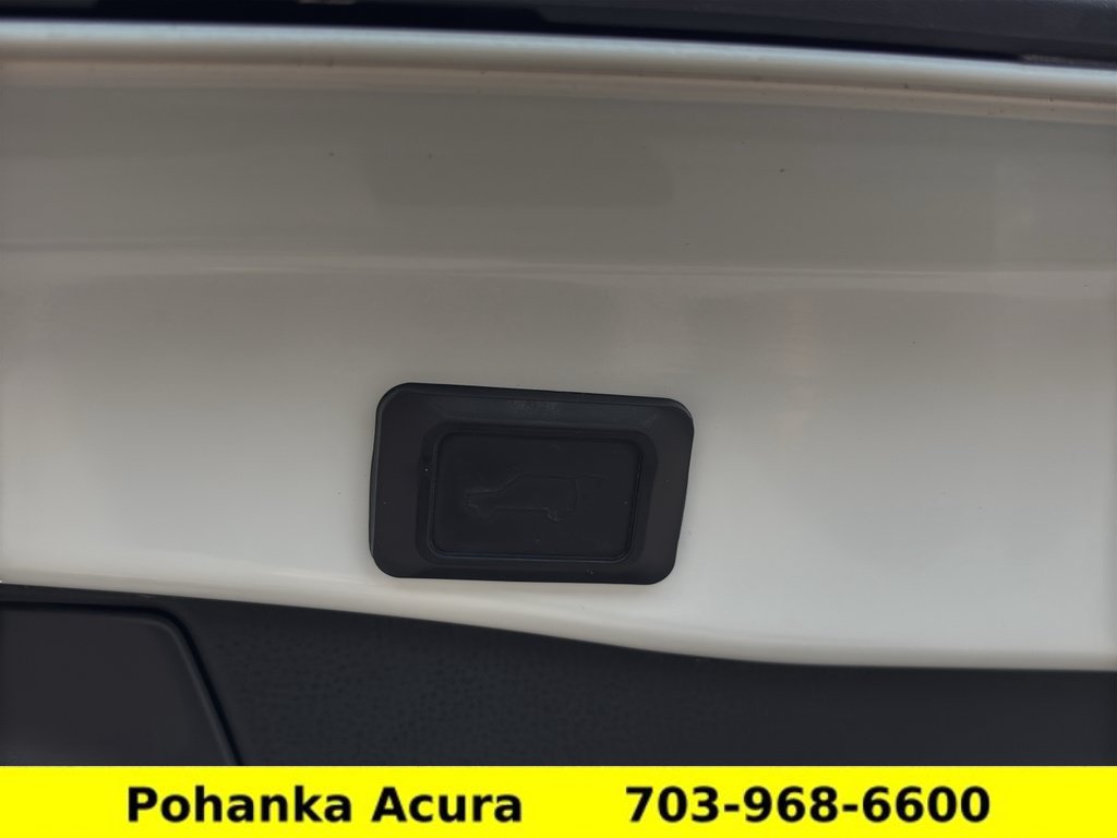 Used 2021 Toyota RAV4 XLE Premium AWD/4WD image 29