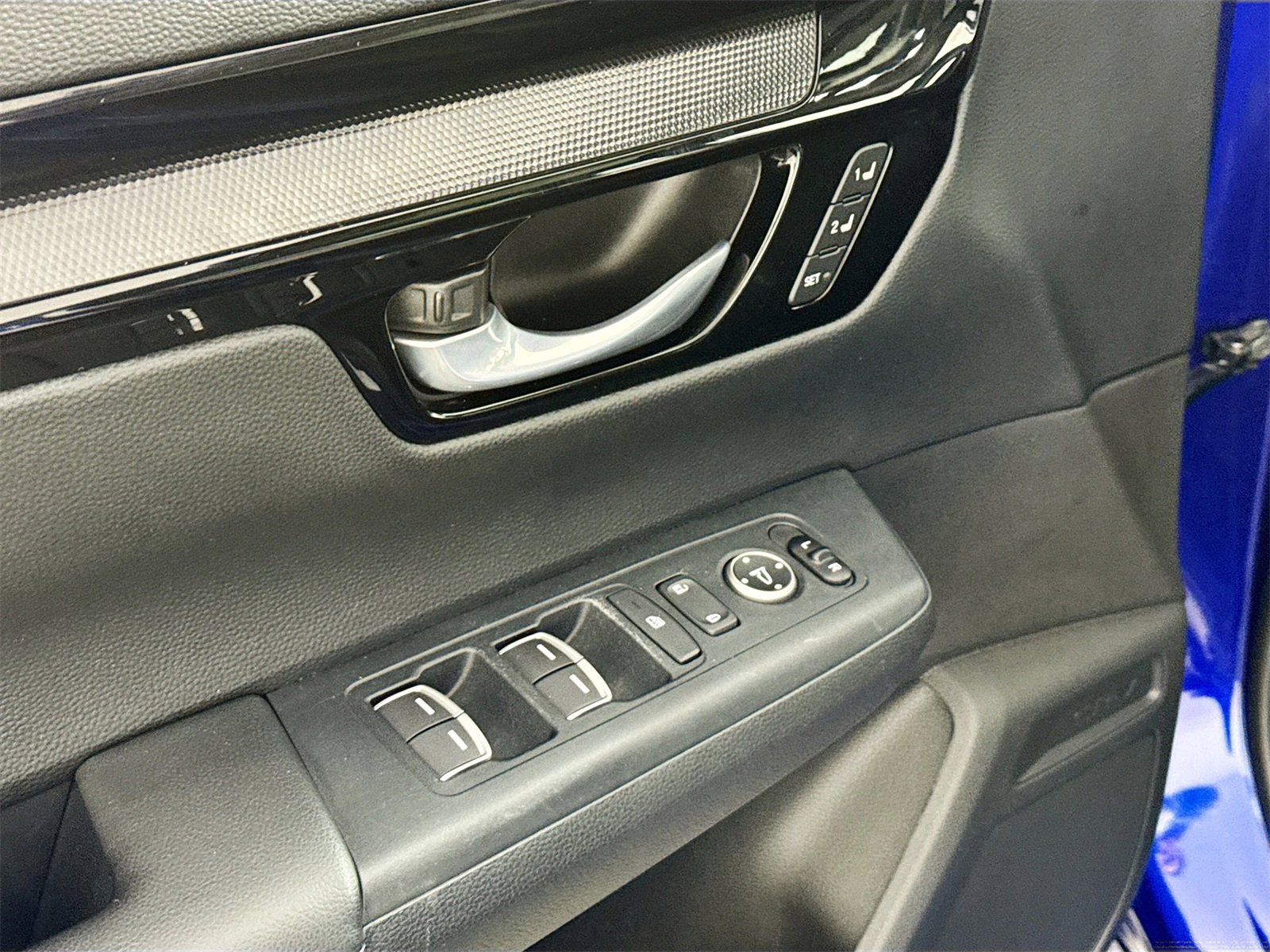 Used 2023 Honda CR-V EX-L image 12