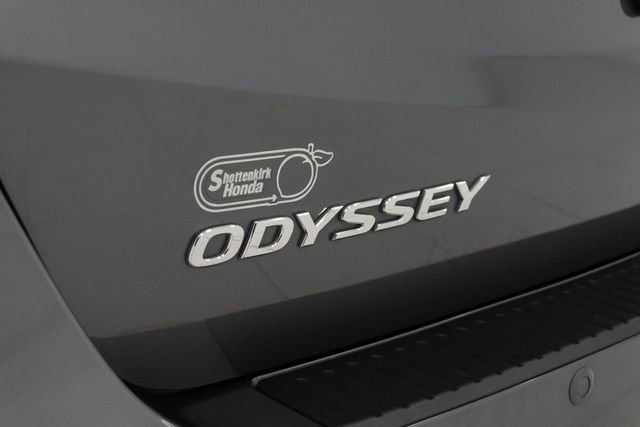 Certified 2025 Honda Odyssey Touring image 11
