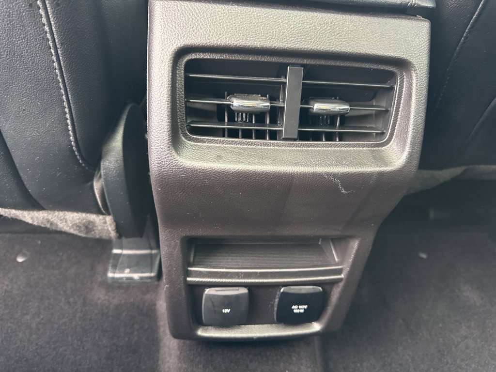 Used 2015 Ford Edge SEL w/ Equipment Group 201A image 43