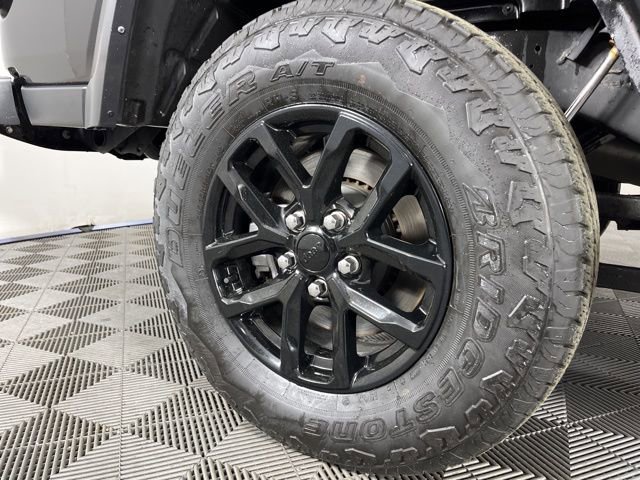 Used 2022 Jeep Gladiator Sport image 15