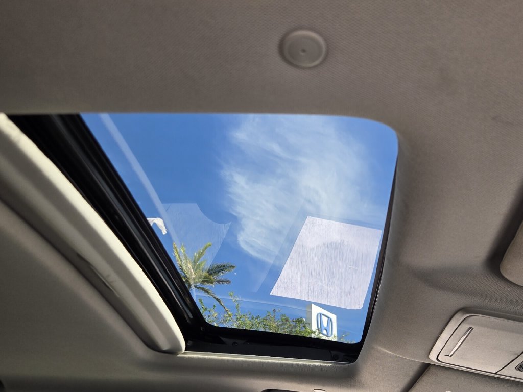 Used 2025 Honda CR-V EX image 16