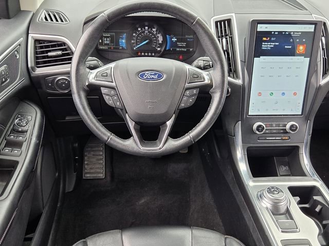 Certified 2022 Ford Edge Titanium w/ Equipment Group 301A AWD/4WD image 11