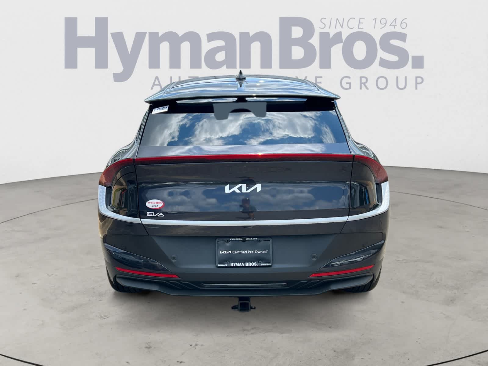 Certified 2025 Kia EV6 Light w/ Light LR Technology Package RWD image 4