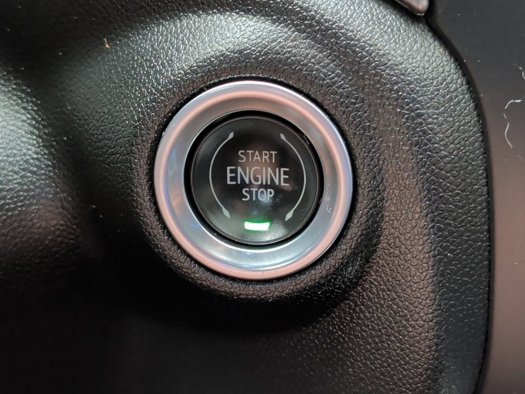 Used 2020 GMC Sierra 3500 Denali w/ Denali Ultimate Package AWD/4WD image 26