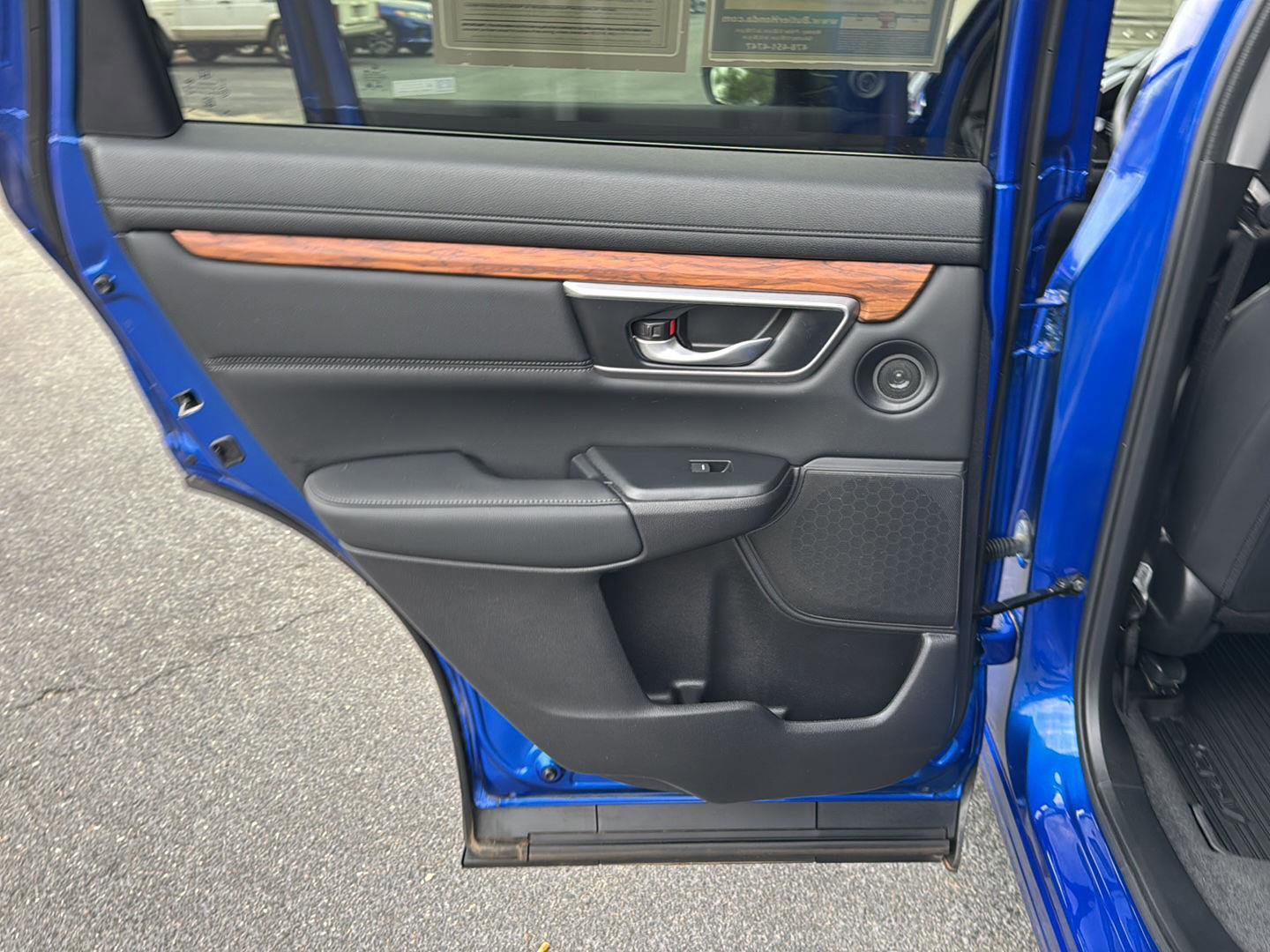 Used 2022 Honda CR-V Touring image 15