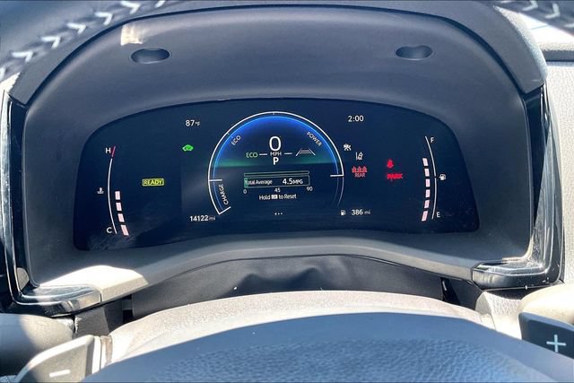 Used 2026 Toyota Camry SE FWD image 21