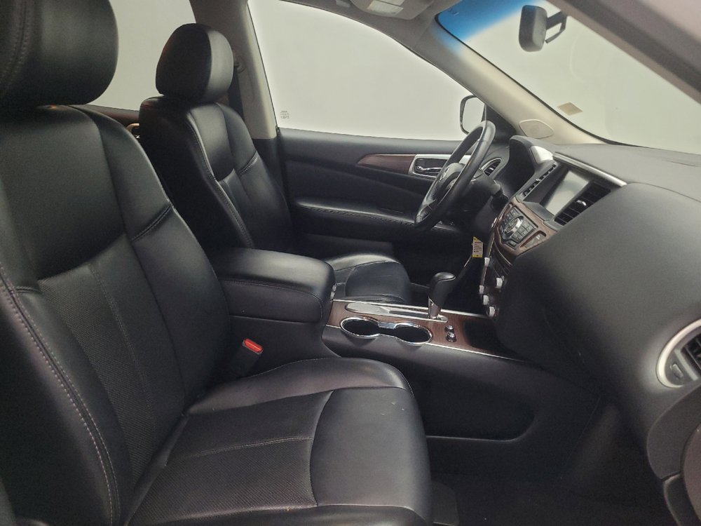 Used 2017 Nissan Pathfinder Platinum FWD image 21