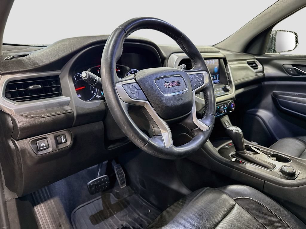 Used 2018 GMC Acadia SLT AWD/4WD image 9