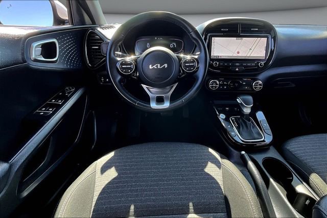 Used 2024 Kia Soul EX image 8