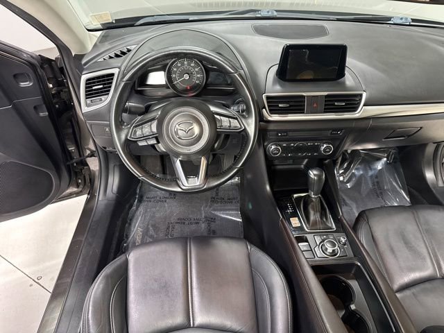 Used 2017 MAZDA MAZDA3 Touring FWD image 14