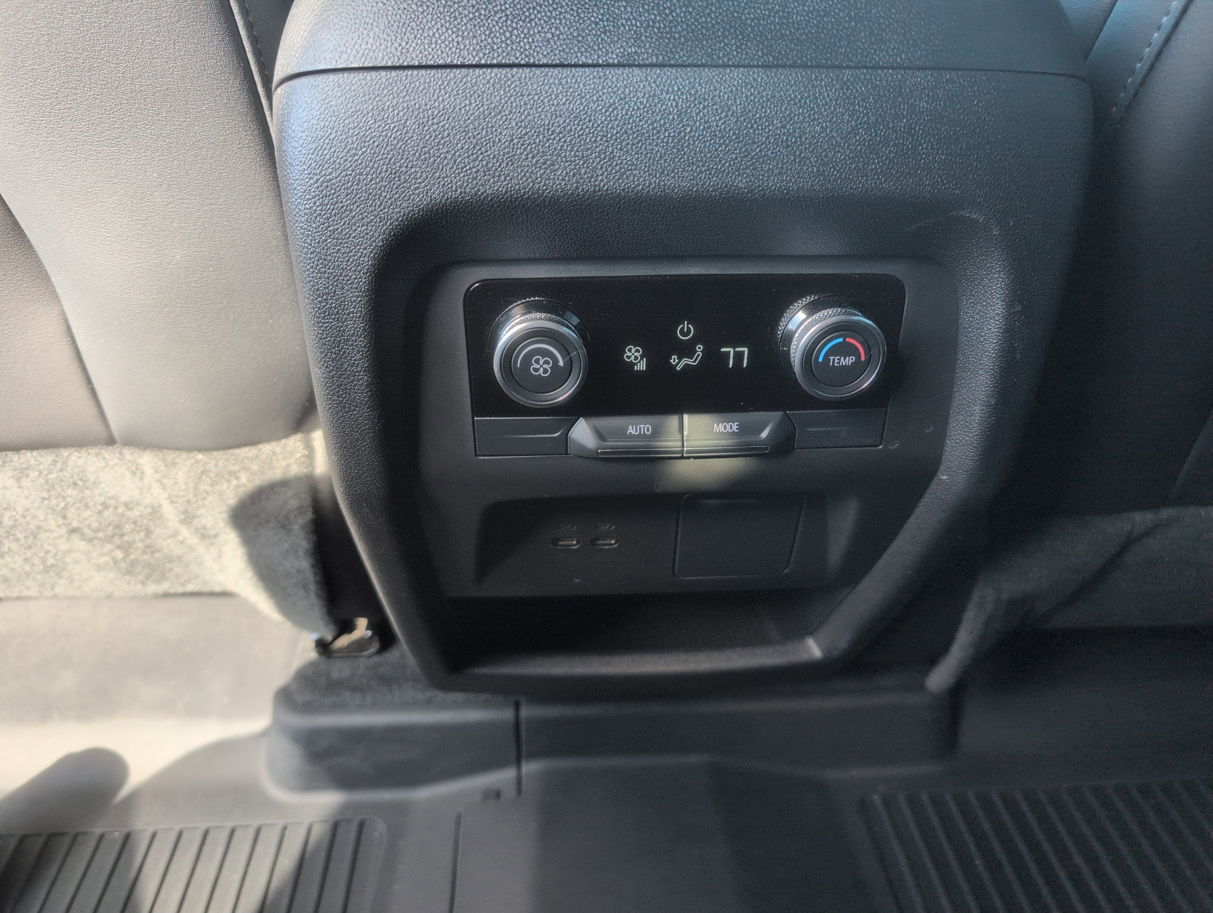 Used 2025 Buick Enclave Sport Touring w/ LPO, Floor Liner Package image 32