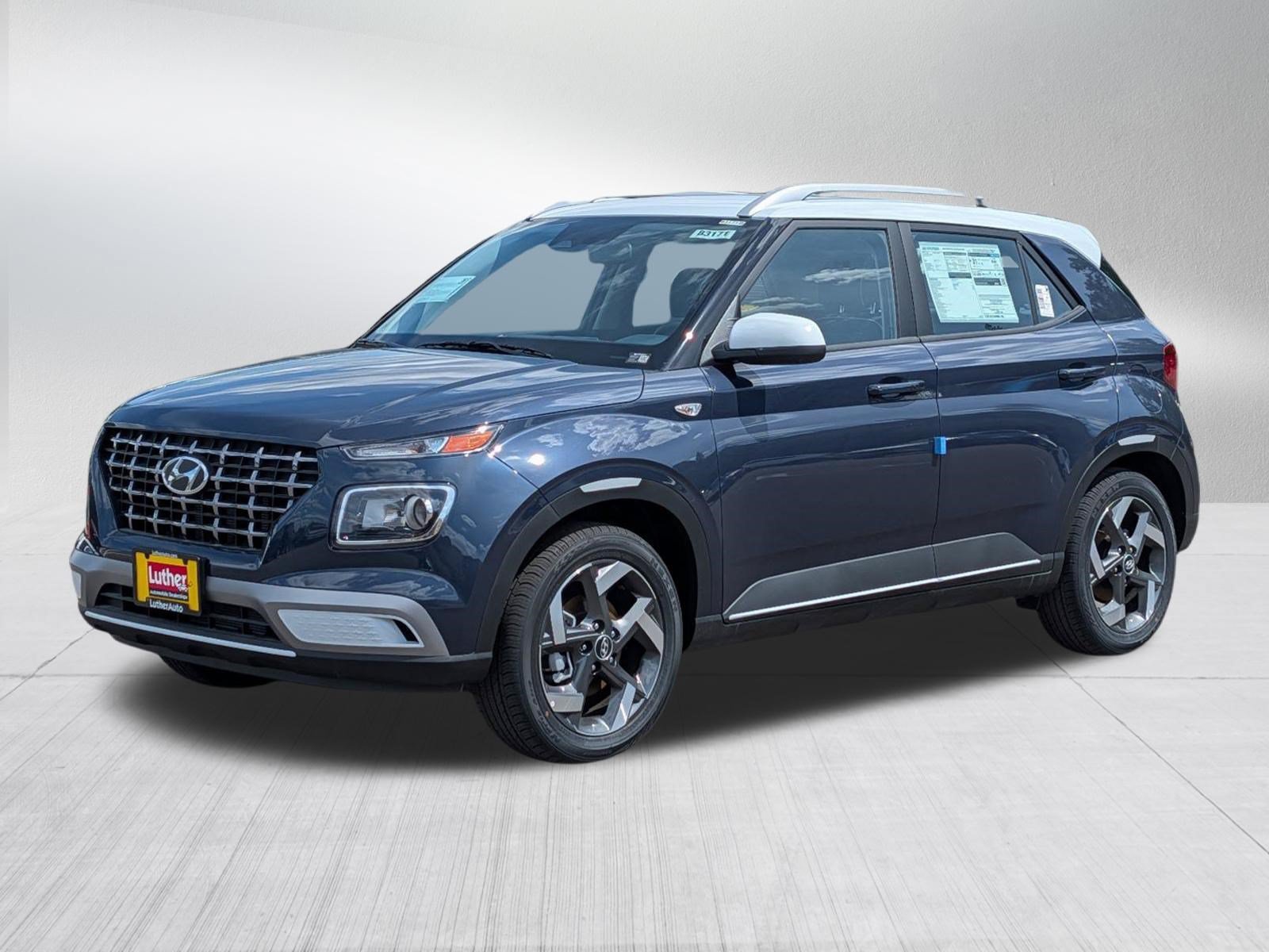 New 2026 Hyundai Venue SEL FWD image 2