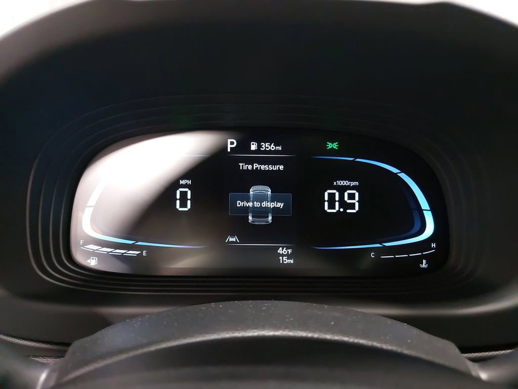 New 2025 Hyundai Venue Limited image 18