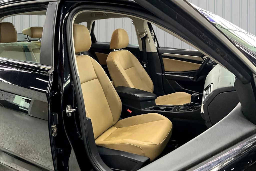 Used 2019 Volkswagen Jetta SE image 29