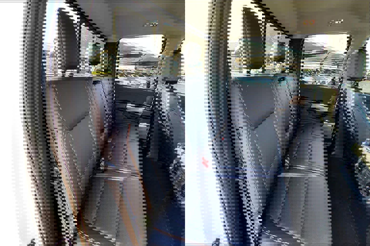 Used 2026 Ford F250 Lariat w/ Tremor Off-Road Package image 19