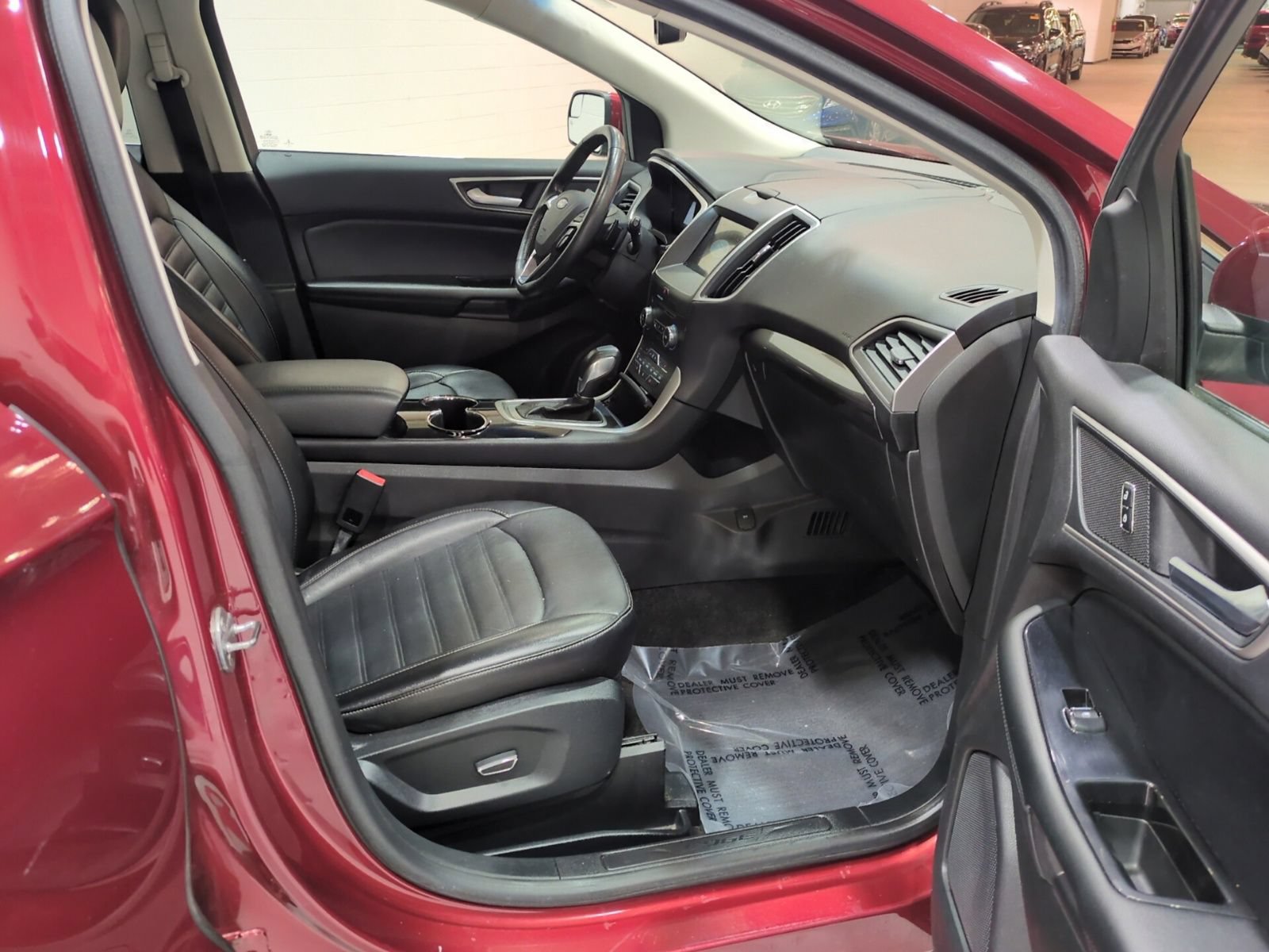 Used 2017 Ford Edge SEL w/ Equipment Group 201A AWD/4WD image 9