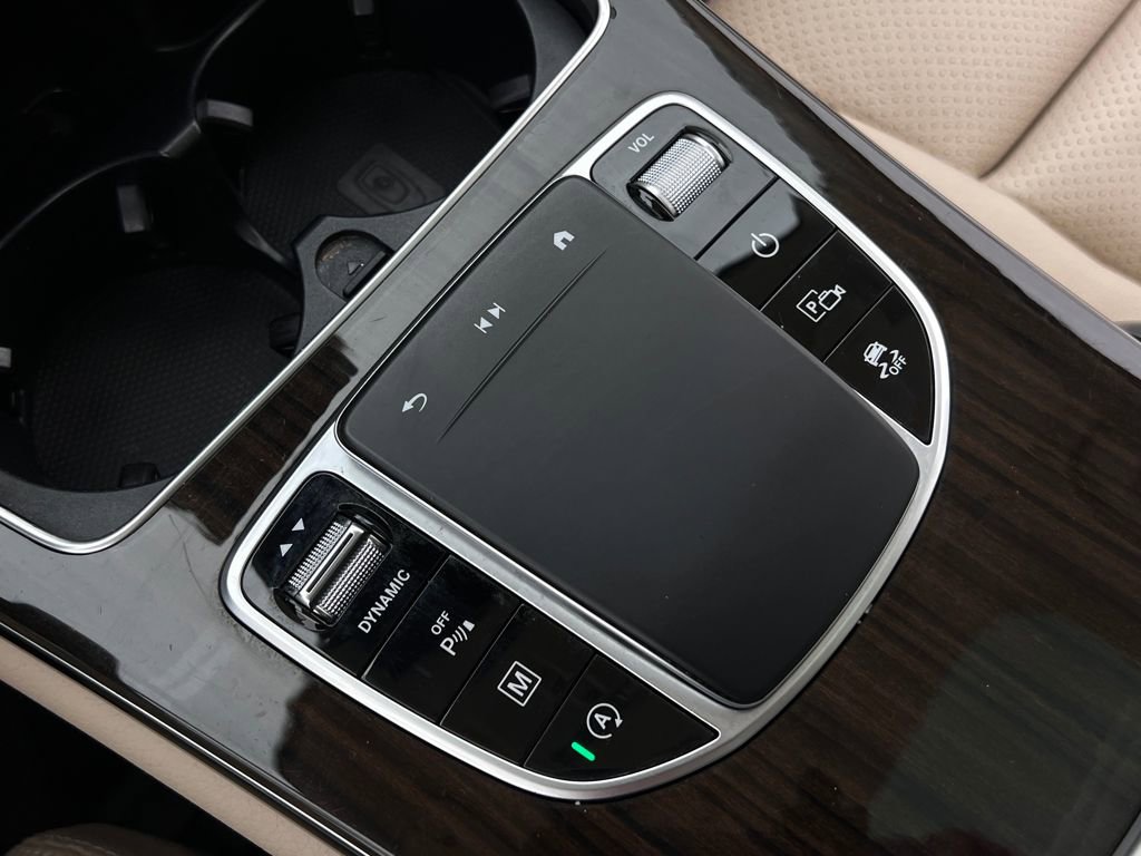 Used 2022 Mercedes-Benz GLC 300 4MATIC image 20