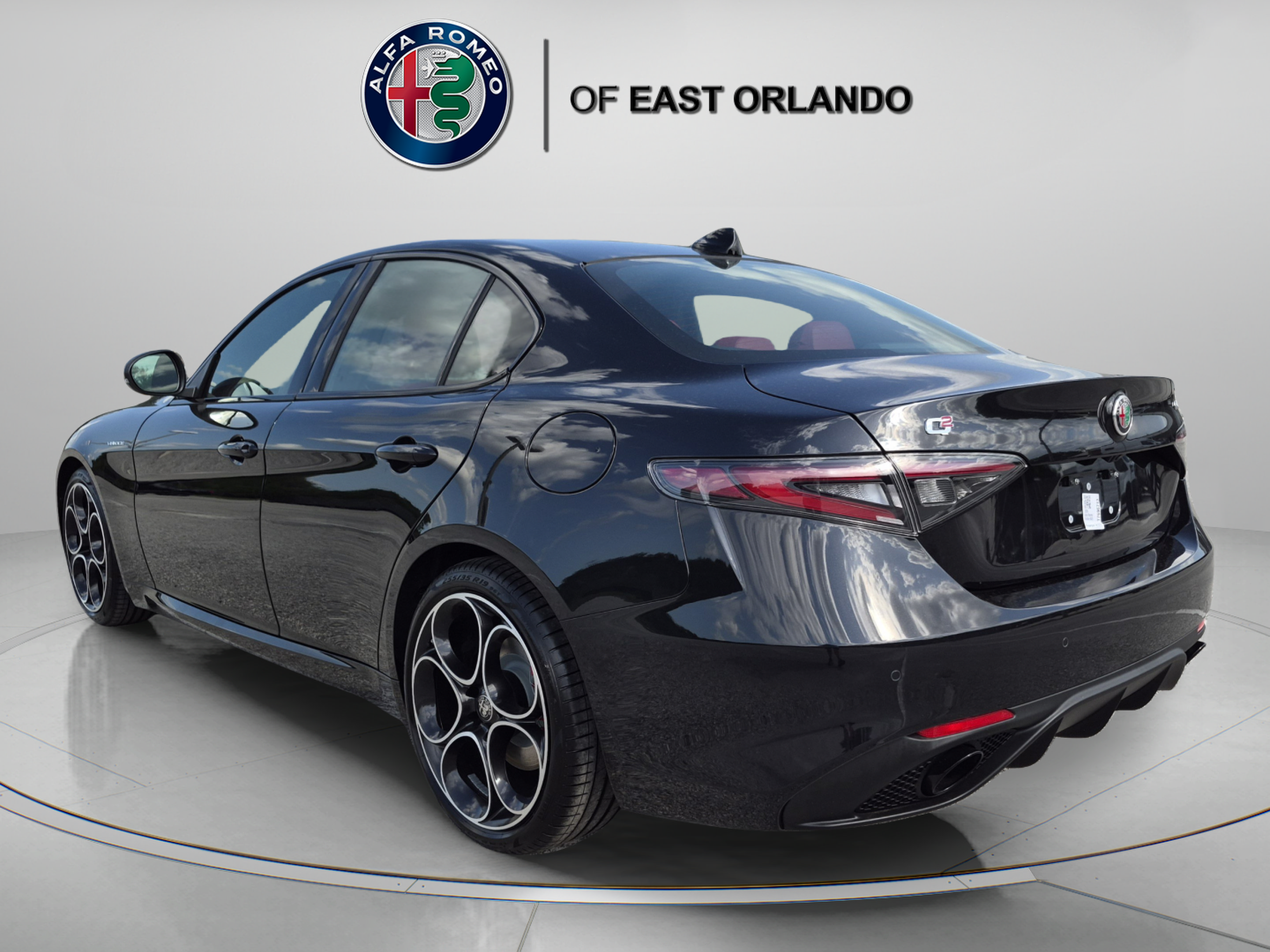 New 2026 Alfa Romeo Giulia w/ Driving Assist Package RWD image 5