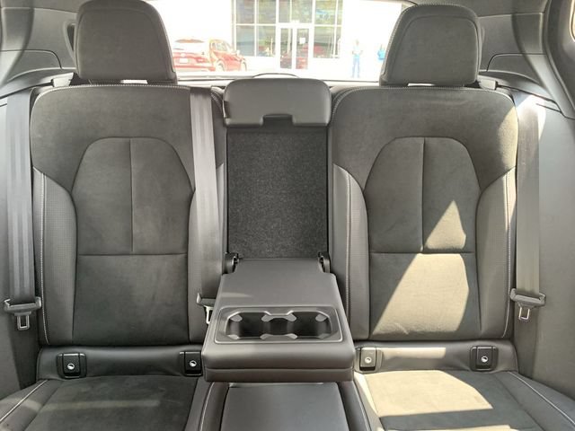 Used 2020 Volvo XC40 T5 R-Design w/ Protection Package Premier AWD/4WD image 31