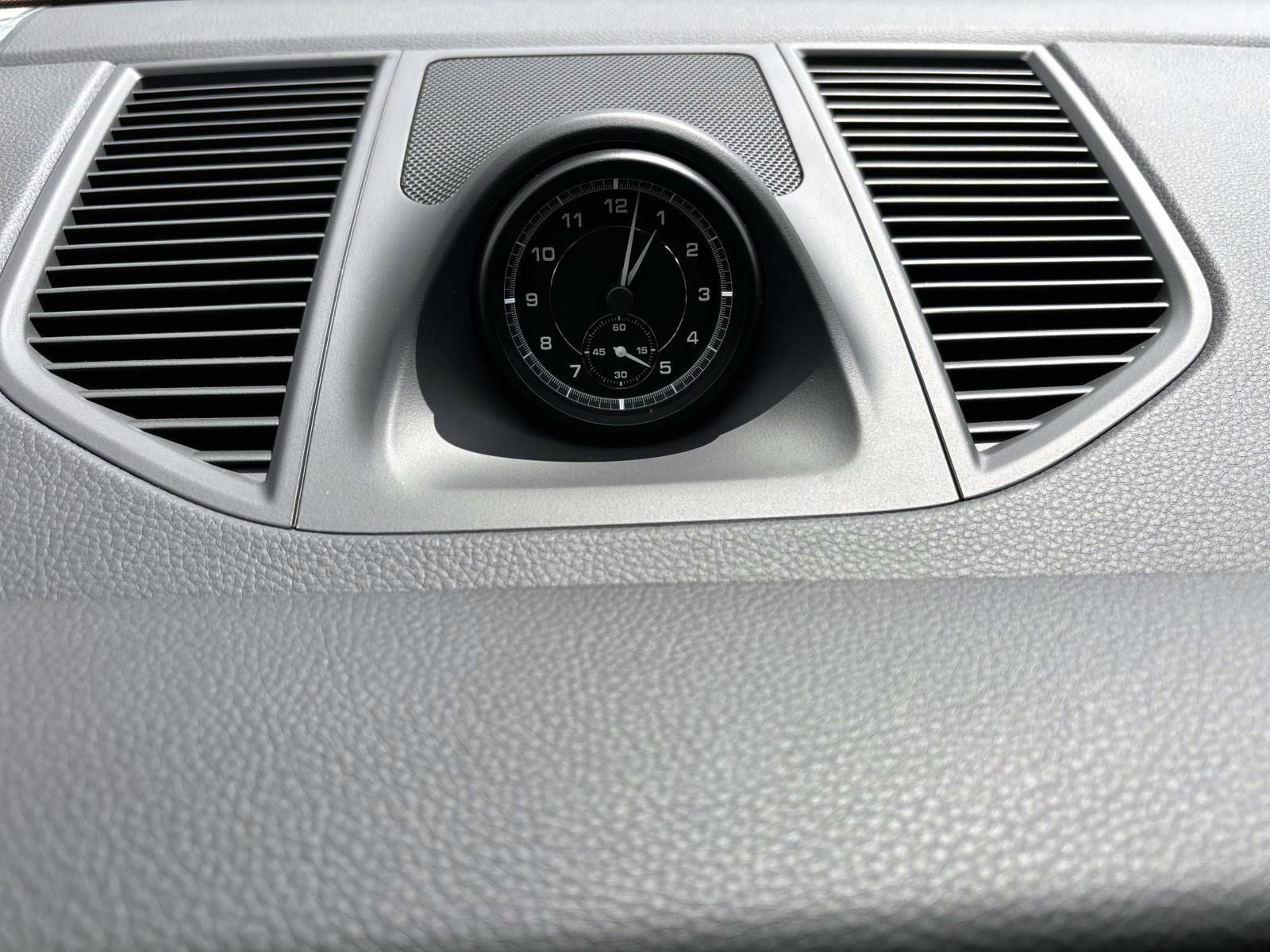 Used 2026 Porsche Macan image 36