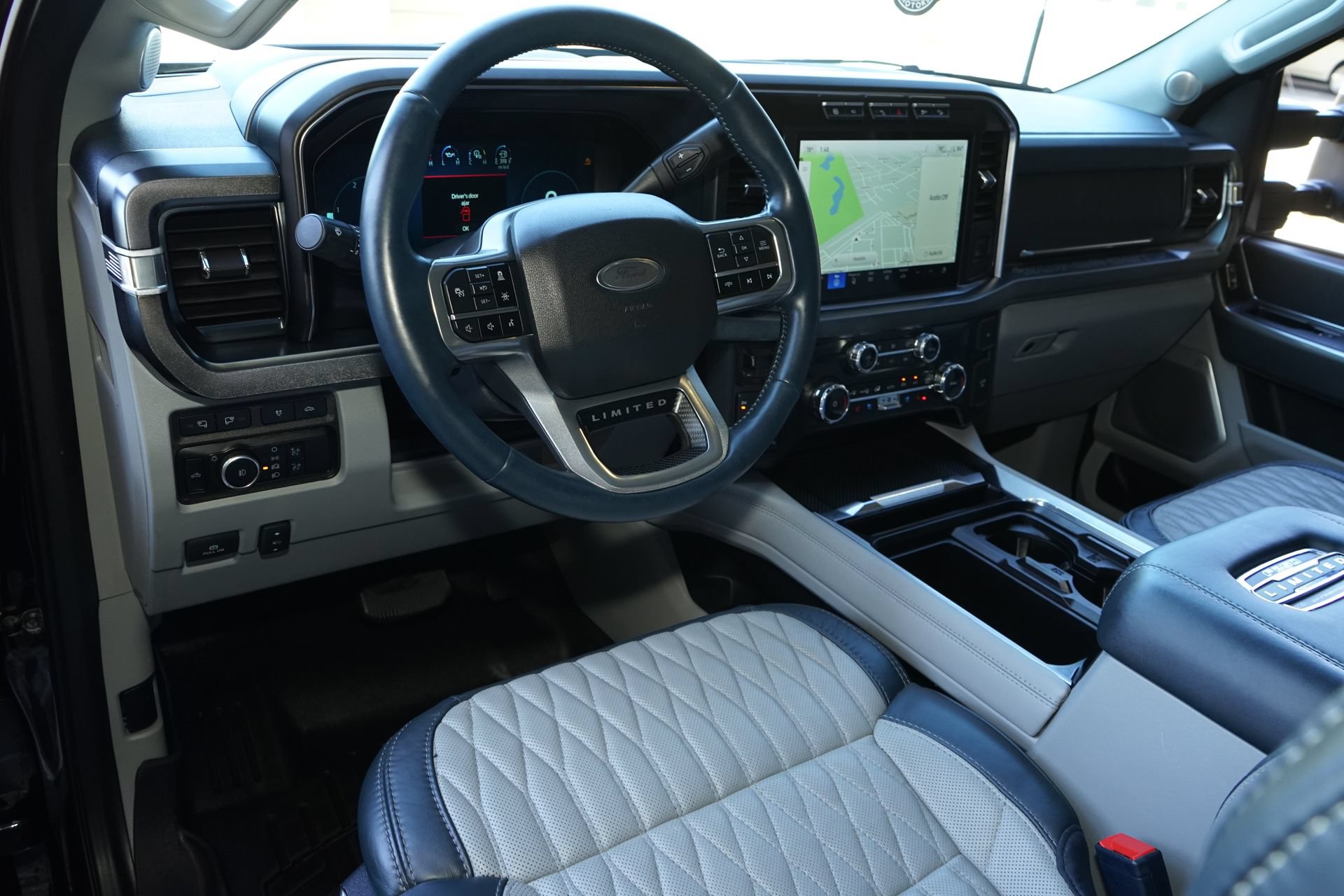 Used 2024 Ford F250 Limited w/ FX4 Off-Road Package AWD/4WD image 8