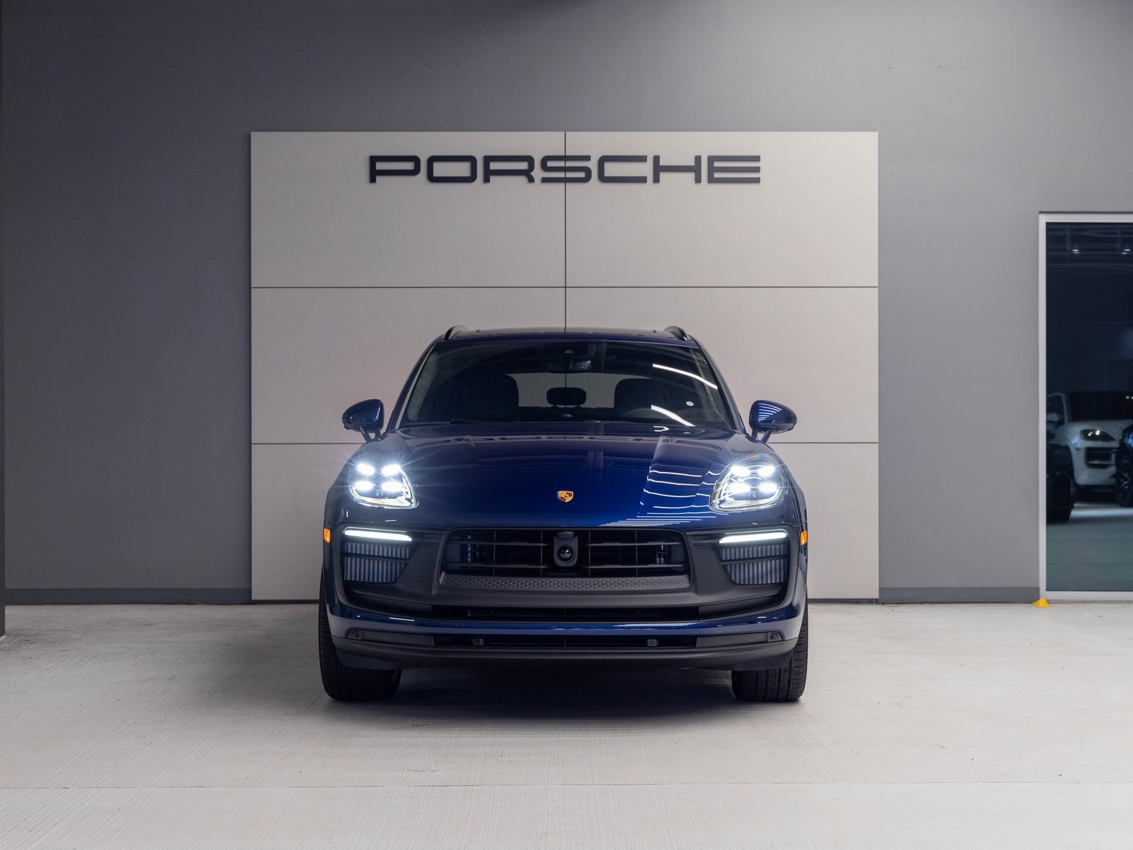 New 2026 Porsche Macan GTS image 10