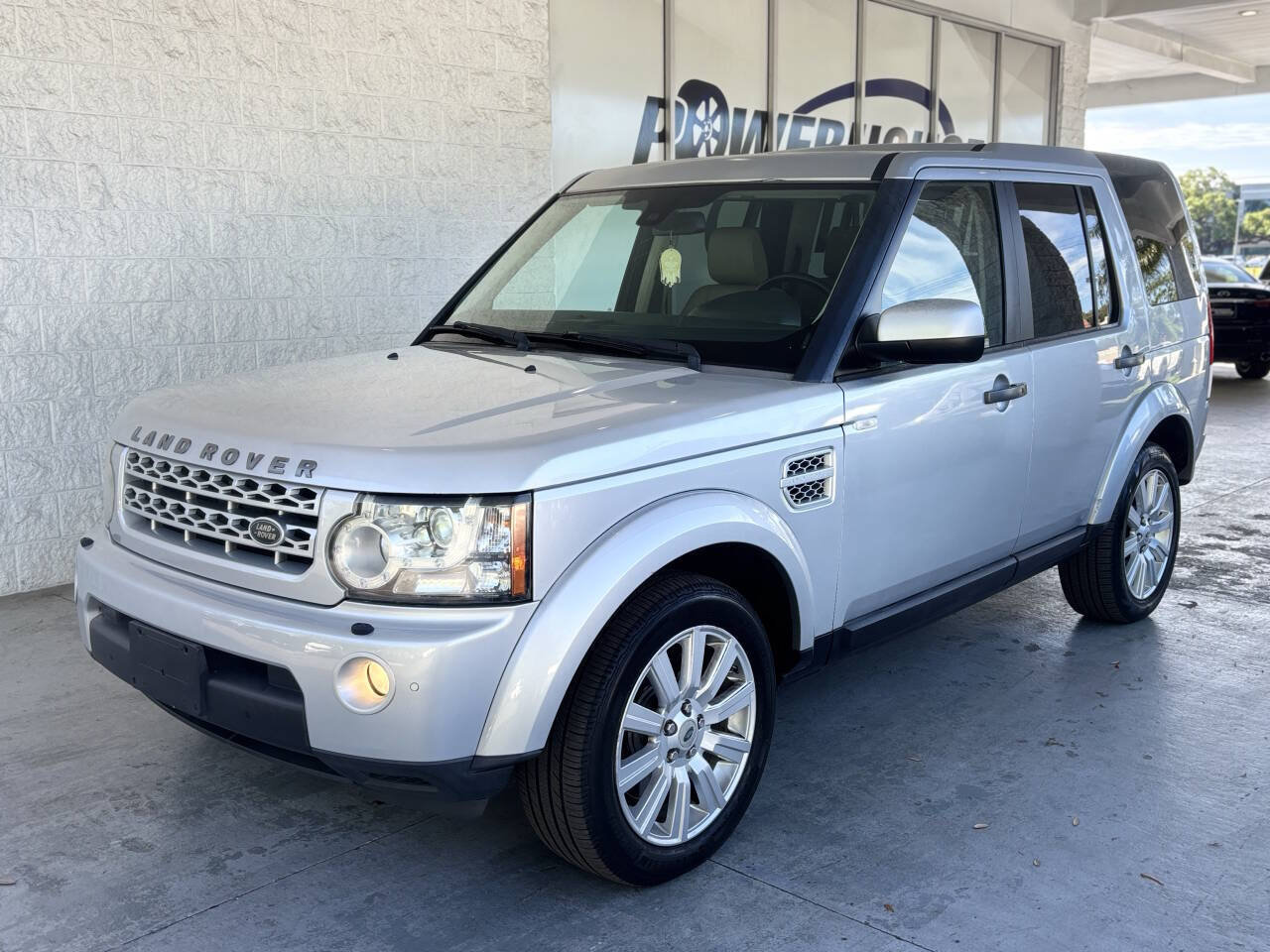 Used 2013 Land Rover LR4 HSE AWD/4WD image 5