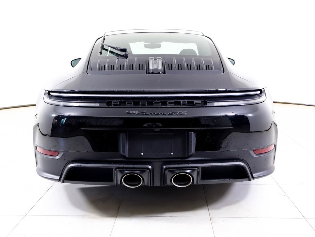 Certified 2025 Porsche 911 Carrera GTS RWD image 32