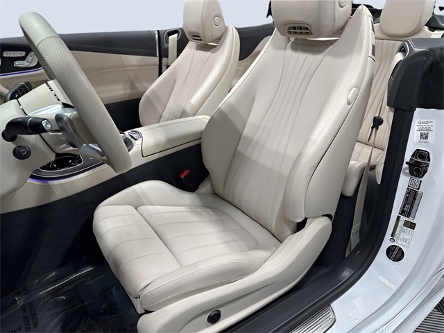 Used 2023 Mercedes-Benz E 450 4MATIC Cabriolet image 32