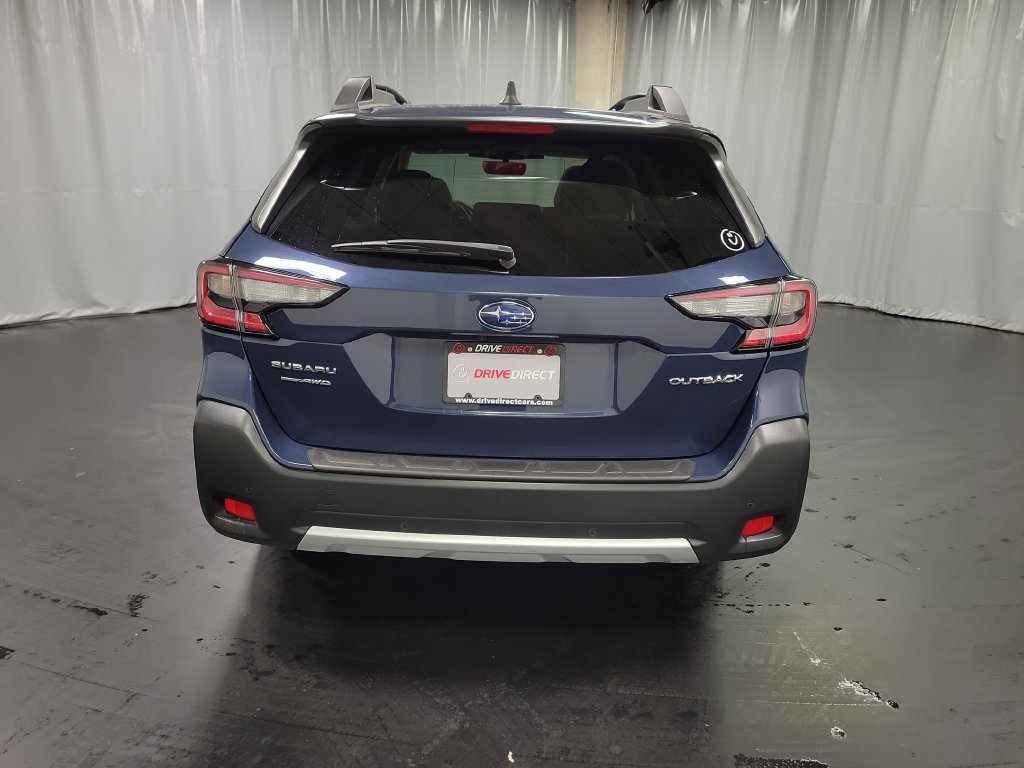 Used 2025 Subaru Outback Limited AWD/4WD image 7