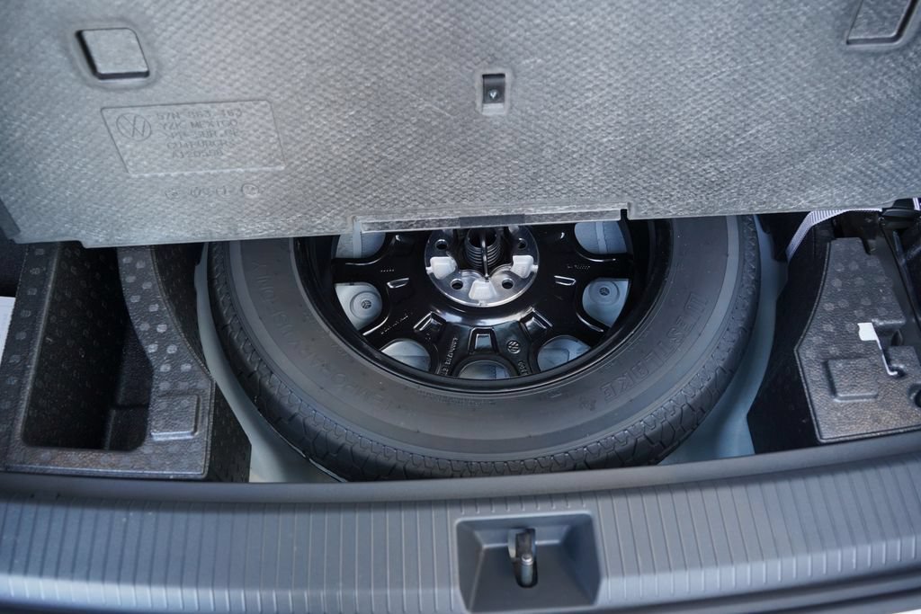 New 2026 Volkswagen Tiguan S FWD image 36