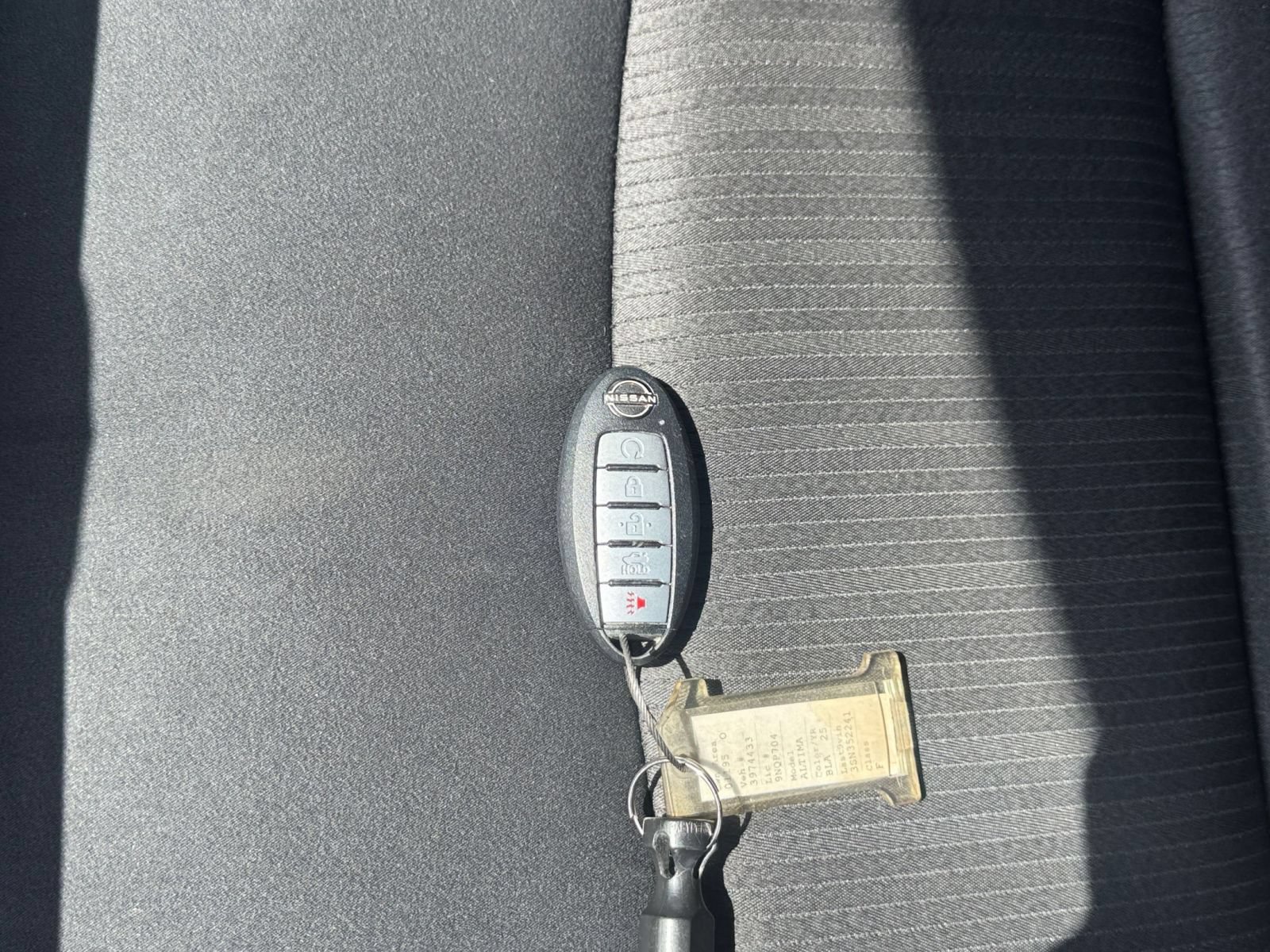 Used 2025 Nissan Altima 2.5 SV FWD image 20