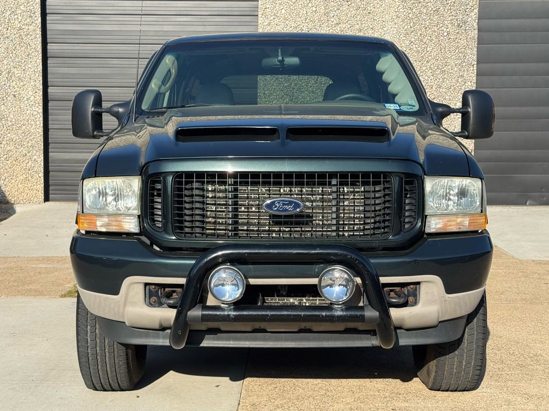 Used 2003 Ford Excursion Limited image 2