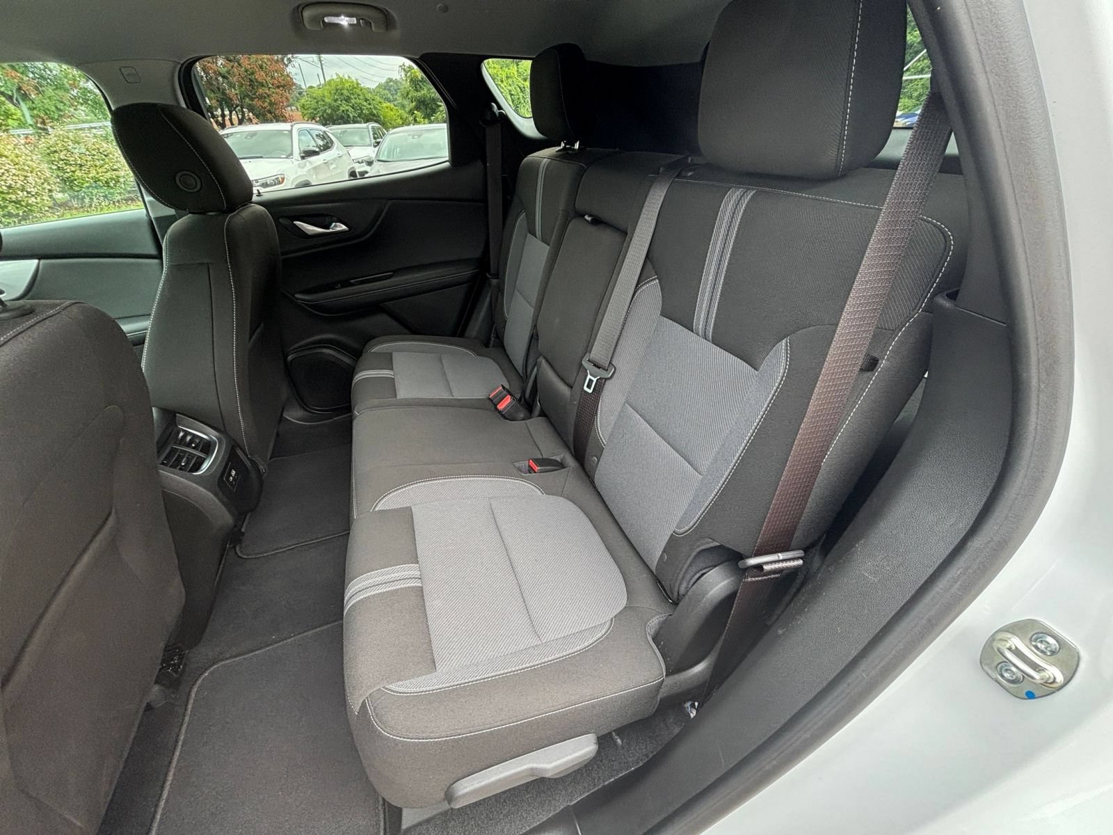 Used 2026 Chevrolet Blazer LT FWD image 37