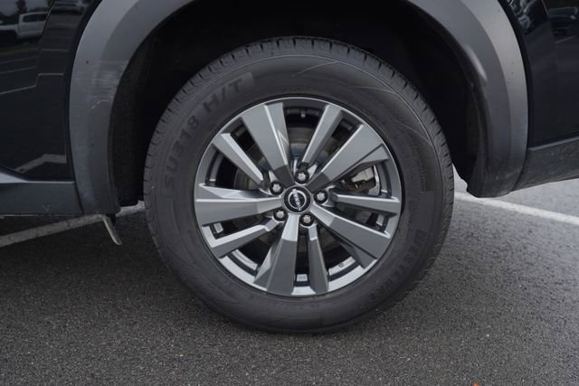 Used 2023 Nissan Pathfinder SV image 41