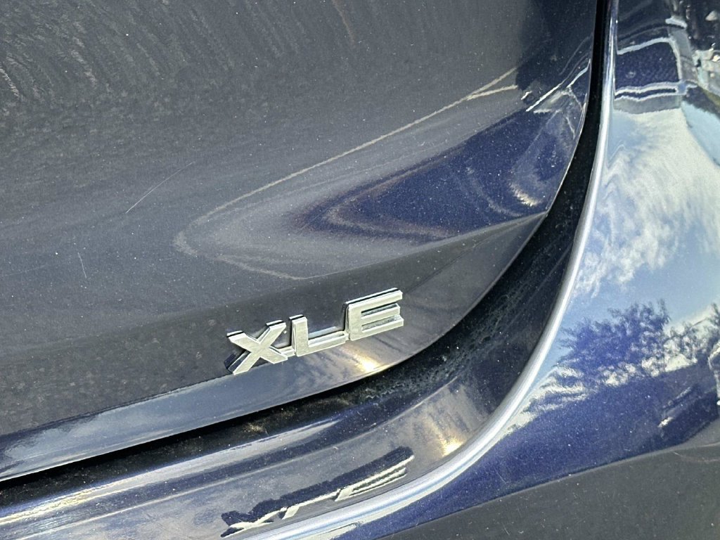 Used 2023 Toyota Highlander XLE FWD image 10